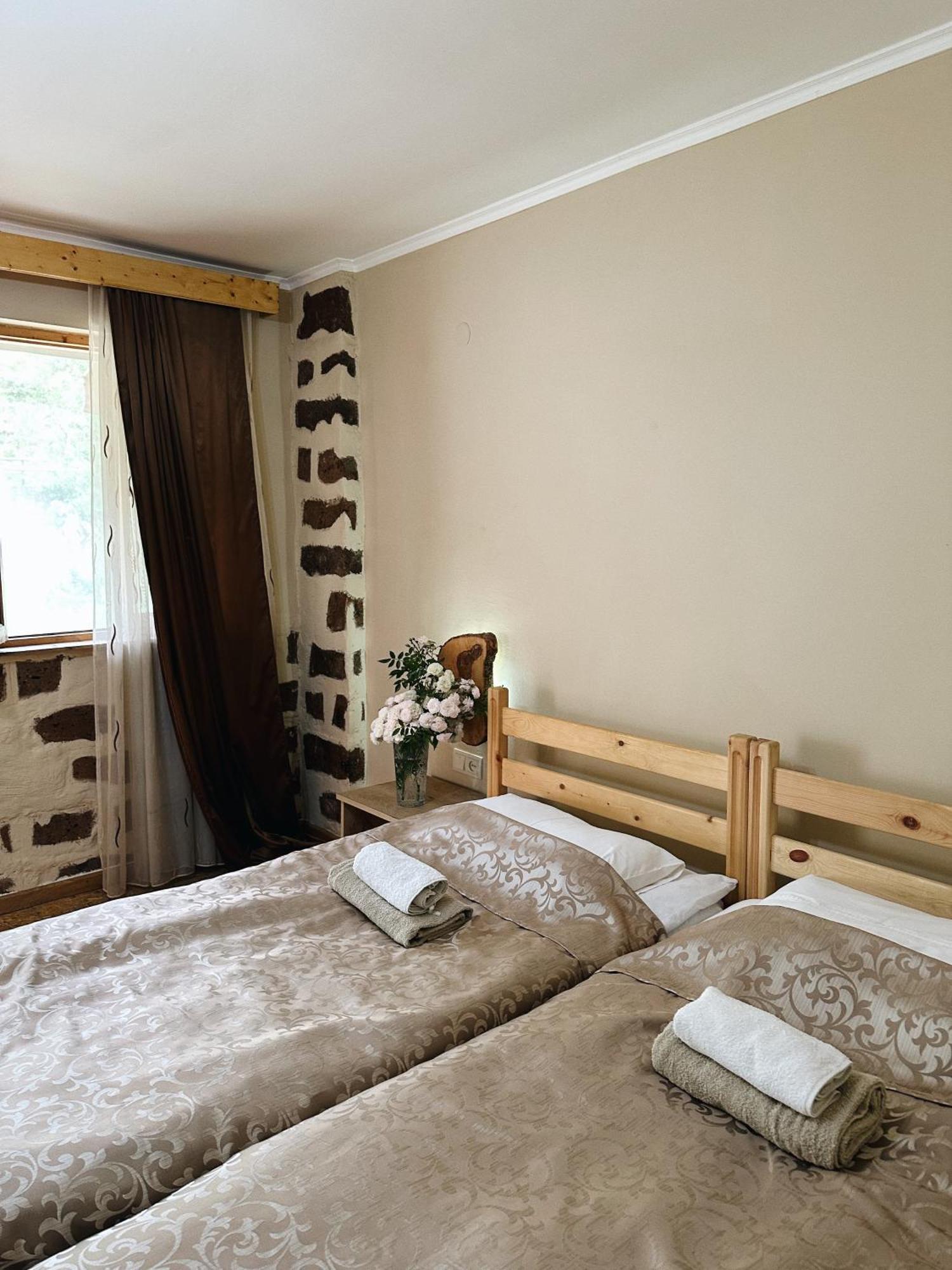 Hovek Guest House Дилижан Экстерьер фото