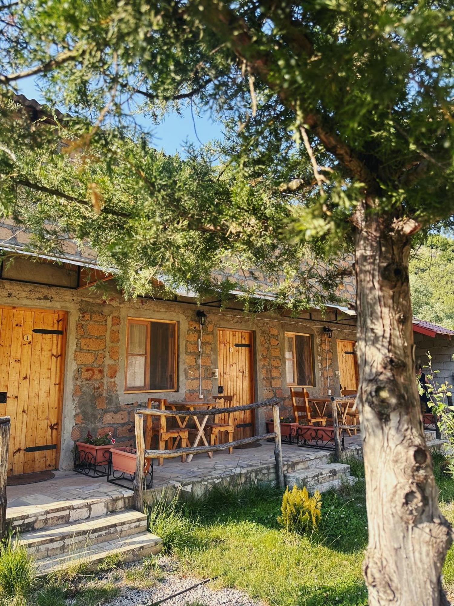 Hovek Guest House Дилижан Экстерьер фото